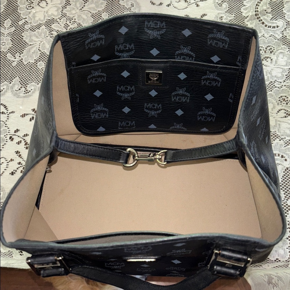 MCM Black and Gray genuine pebbled leather luxury version Tote pristine - Picture 10 of 16